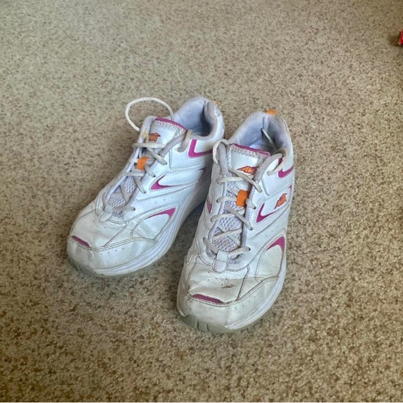 Y2K chunky Pink and Orange sneaker - Picture 2 of 6